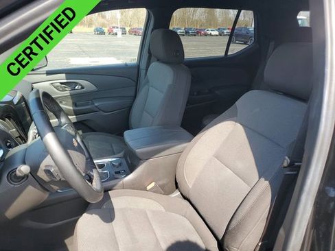 Certified 2023 Chevrolet Traverse LT FWD image 19