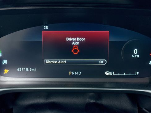 Used 2022 Lincoln Aviator AWD w/ Premium Package image 9