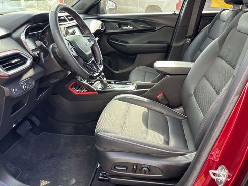 Used 2022 Chevrolet TrailBlazer RS w/ Sun and Liftgate Package image 8