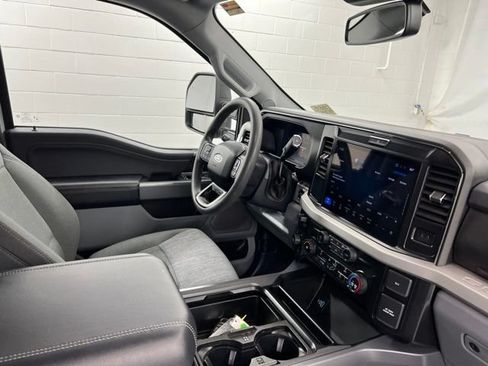 Used 2026 Ford F350 XLT w/ XLT Premium Package AWD/4WD image 27