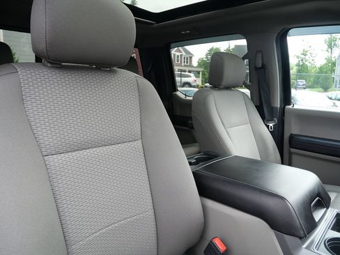 Used 2020 Ford F250 XLT w/ XLT Premium Package AWD/4WD image 19