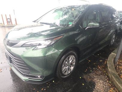 Used 2026 Toyota Sienna XLE