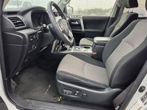 Used 2024 Toyota 4Runner SR5 image 3