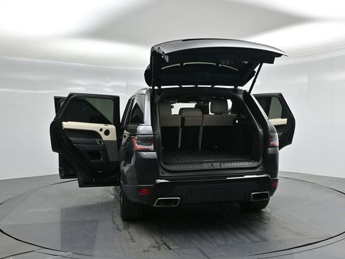 Used 2020 Land Rover Range Rover Sport HST image 33