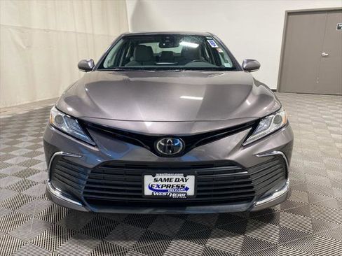 Certified 2023 Toyota Camry XLE w/ Navigation Package image 4