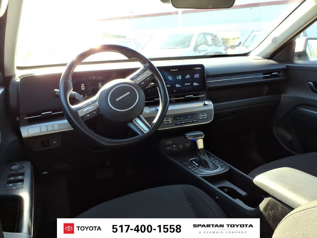Used 2024 Hyundai Kona SEL AWD/4WD image 13