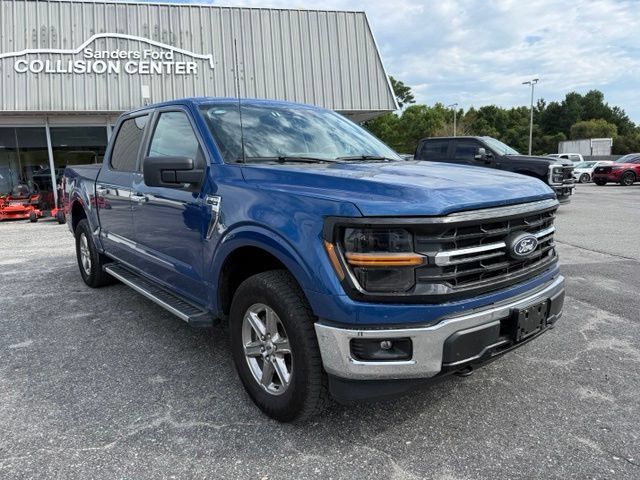 Used 2025 Ford F150 XLT w/ Equipment Group 301A Standard AWD/4WD image 2
