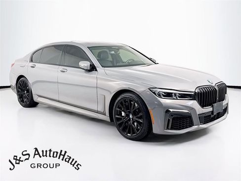 Used 2021 BMW 750i xDrive 750i xDrive w/ Executive Package image 1
