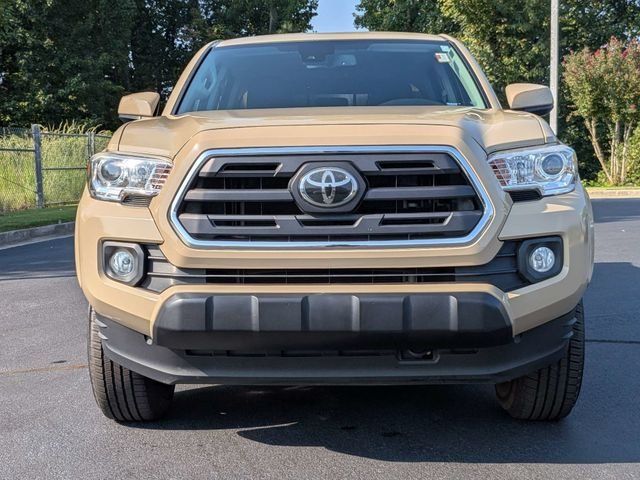 Used 2019 Toyota Tacoma SR5 AWD/4WD image 11