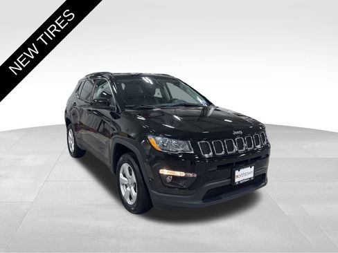 Used 2020 Jeep Compass Latitude w/ Cold Weather Group image 1