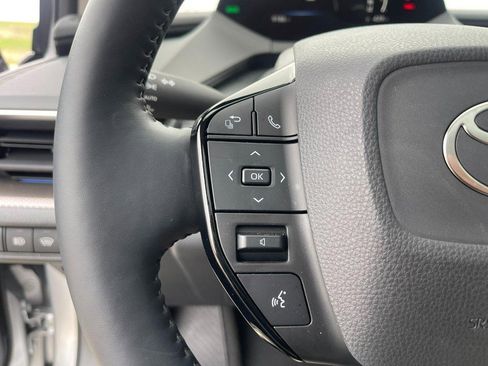 Used 2024 Toyota Prius Limited w/ Limited Premium Package image 28