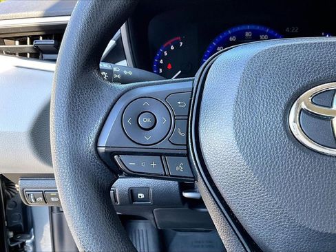 Used 2022 Toyota Corolla LE image 26