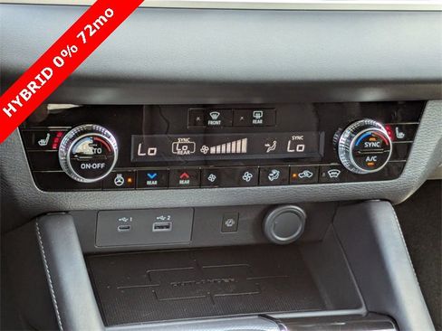 New 2025 Mitsubishi Outlander SEL image 21