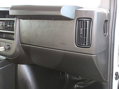 Used 2025 Chevrolet Express 2500 Extended w/ Communications Package image 30