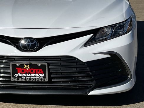 Used 2023 Toyota Camry LE image 8