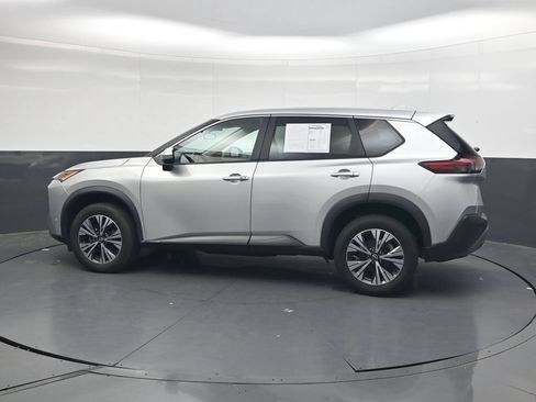 Used 2023 Nissan Rogue SV FWD image 10