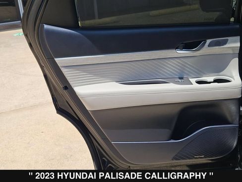 Used 2023 Hyundai Palisade Calligraphy AWD/4WD image 19