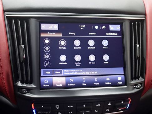 Used 2022 Maserati Levante Modena S AWD/4WD image 21