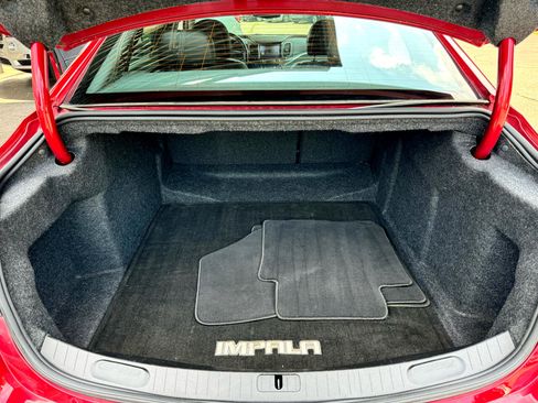 Used 2014 Chevrolet Impala LT w/ Convenience Package image 15