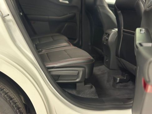 Certified 2023 Ford Escape ST-Line w/ Tech Pack #1 image 24