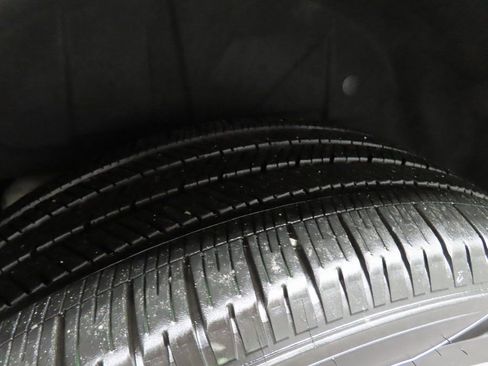 Used 2025 Ford Expedition Platinum w/ Platinum Ultimate Package image 40