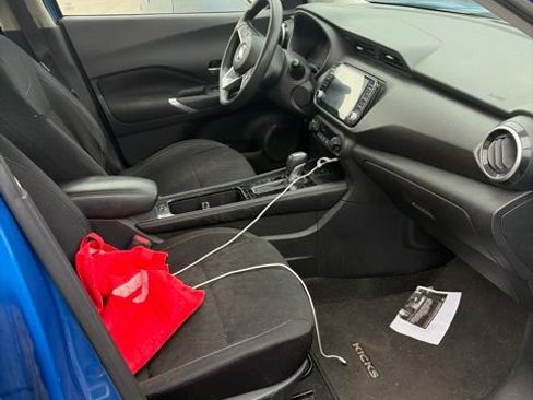 Used 2021 Nissan Kicks SV FWD image 5