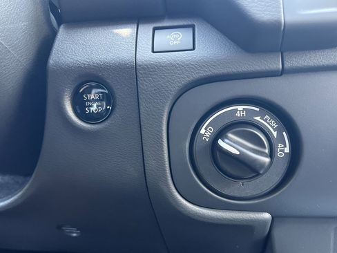 New 2026 Nissan Frontier SV AWD/4WD image 6