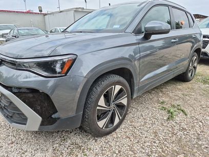 Used 2025 Volkswagen Taos SE