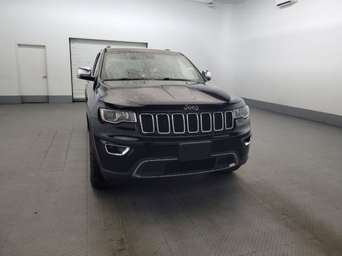 Used 2020 Jeep Grand Cherokee Limited AWD/4WD image 14
