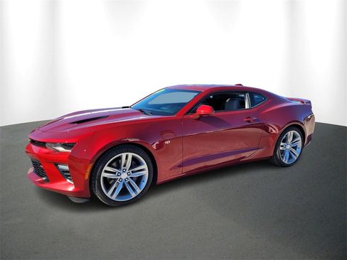 Used 2017 Chevrolet Camaro SS image 2