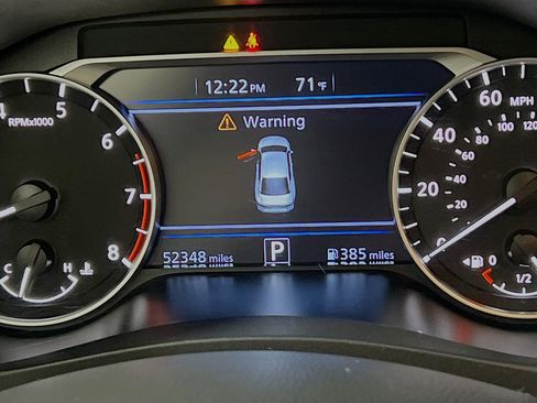 Used 2024 Nissan Altima 2.5 SV image 22