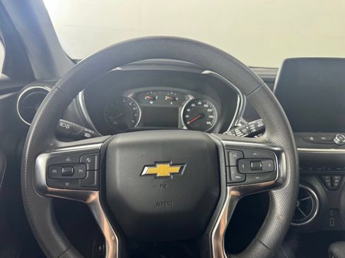 Used 2024 Chevrolet Blazer LT w/ Convenience Package FWD image 15