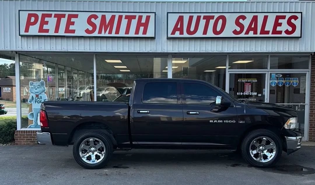 Used 2011 RAM 1500 Laramie AWD/4WD image 5