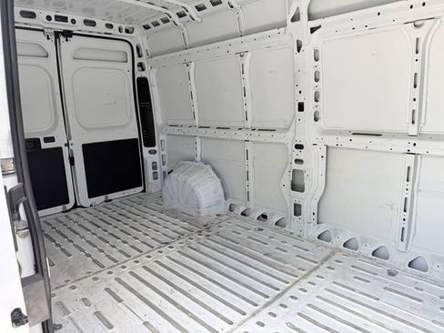 Used 2025 RAM ProMaster 2500 w/ Convenience Group FWD image 28