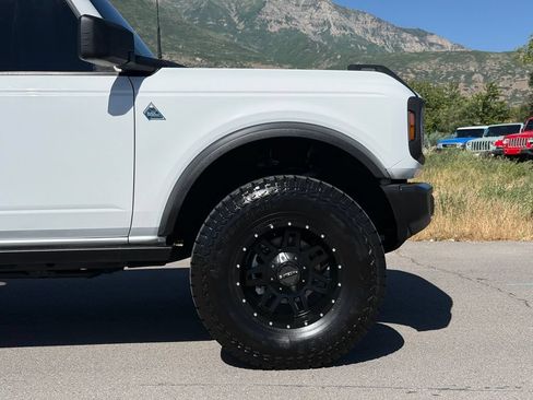 Used 2022 Ford Bronco Black Diamond AWD/4WD image 6