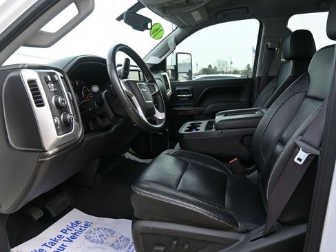 Used 2016 GMC Sierra 3500 SLT w/ Duramax Plus Package image 35