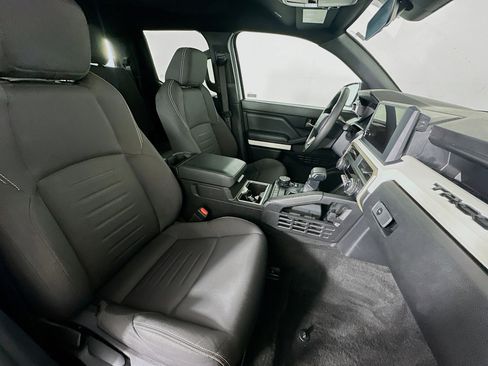 Used 2024 Toyota Tacoma TRD Off-Road image 31