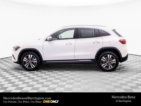 New 2026 Mercedes-Benz GLA 250 4MATIC image 2