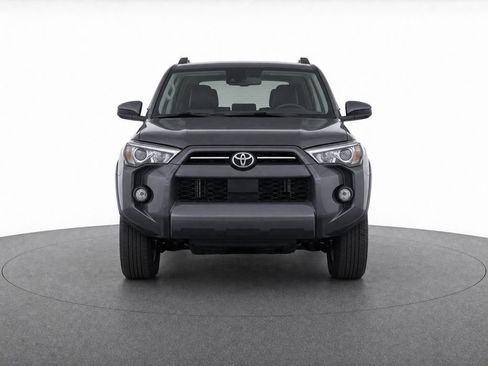 Used 2021 Toyota 4Runner SR5 Premium w/ Moonroof Package AWD/4WD image 7