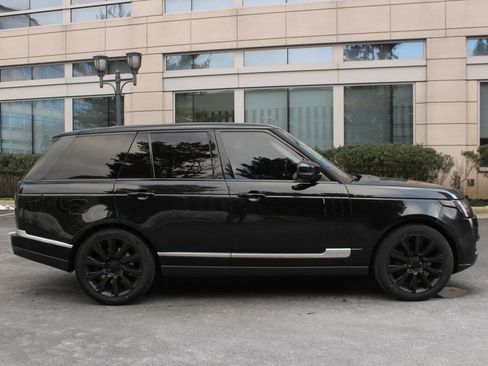 Used 2016 Land Rover Range Rover Supercharged image 6