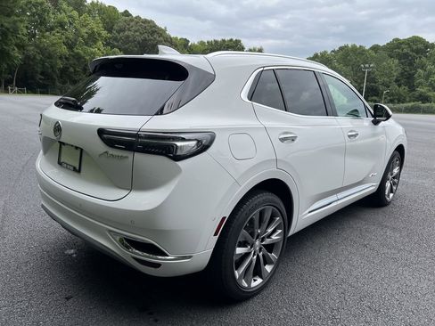 Used 2021 Buick Envision Avenir w/ Technology Package II image 3