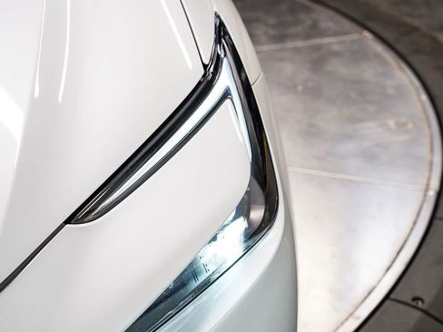 Used 2024 Toyota Prius Prime FWD image 7