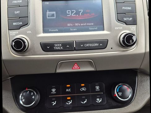 Used 2015 Kia Sportage LX FWD image 22