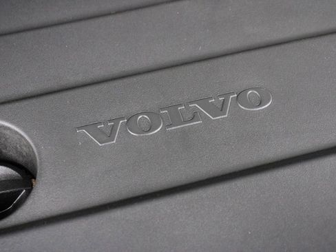 Used 2023 Volvo XC40 B5 Ultimate w/ Protection Package Premier AWD/4WD image 25