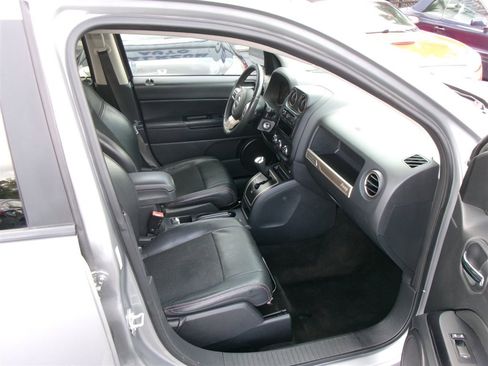 Used 2016 Jeep Compass 75th Anniversary w/ Power Value Group image 10