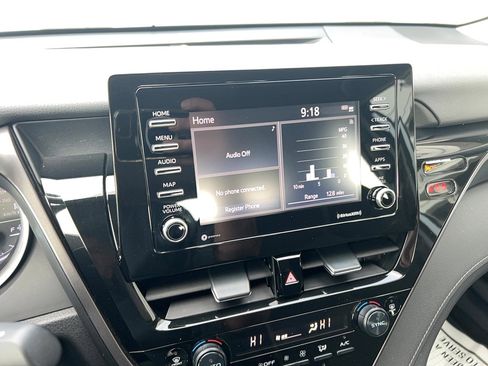 Used 2022 Toyota Camry LE image 34