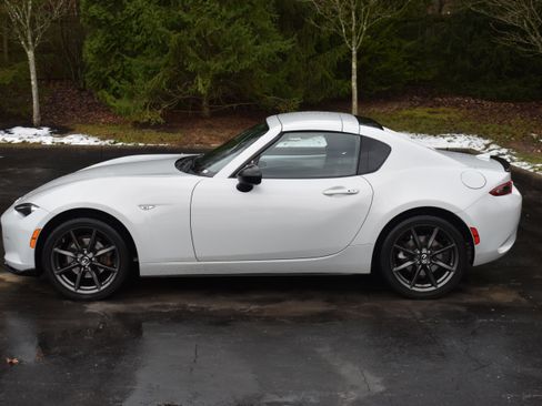 Used 2018 MAZDA MX-5 Miata RF Club image 28