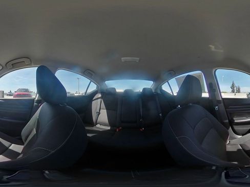 Used 2025 Nissan Altima 2.5 SV FWD image 42