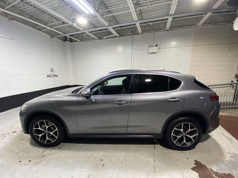 Used 2019 Alfa Romeo Stelvio Ti AWD/4WD image 3