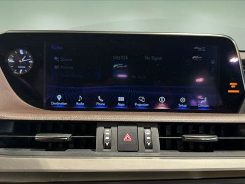 Certified 2021 Lexus ES 250 w/ Premium Package image 26